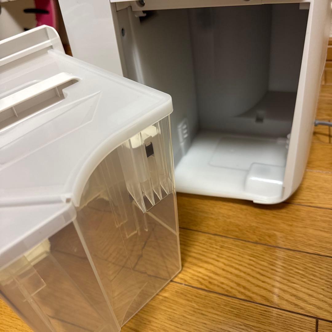 SHARP 除湿機 CV-R180-W 2025年製