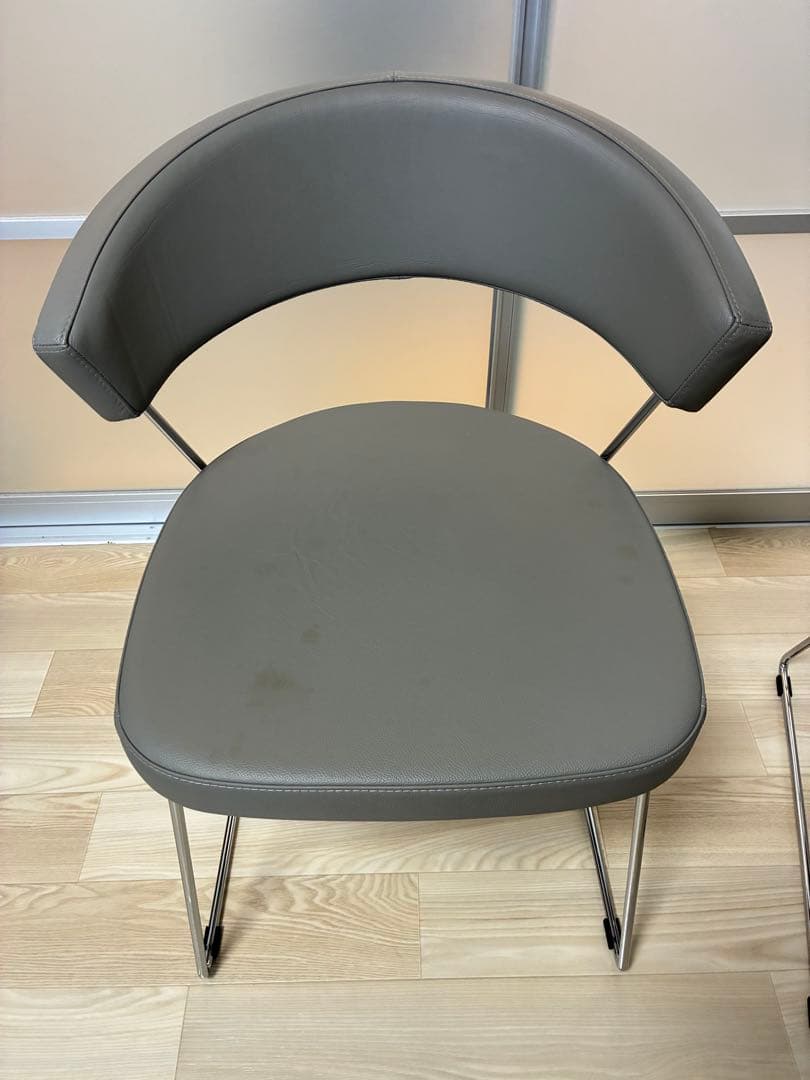 カリガリス　ニューヨーク　ダイニングチェア①