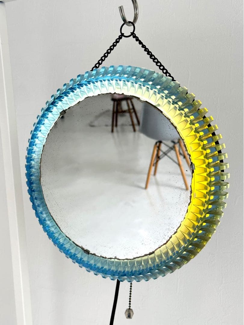 スペースエイジ アクリルミラー　70s 壁かけ鏡　ラウンドミラー　レトロポップ