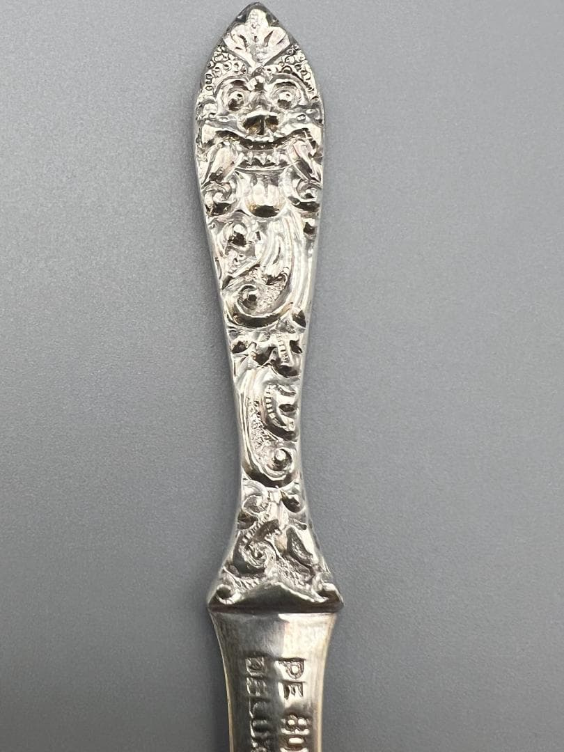 銀製品 UD800 DELUXE ナイフ プレート 聖獣バロン彫 インドネシア