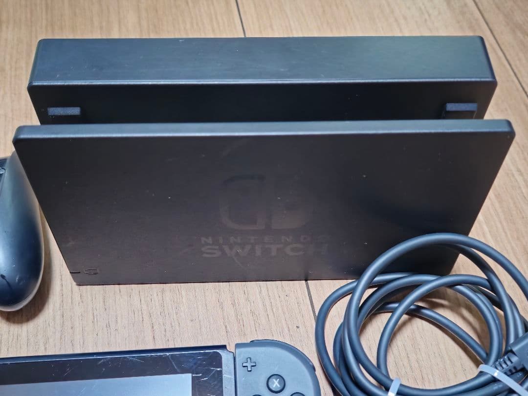 【中古】Nintendo Switch HAC-001 2017年 本体