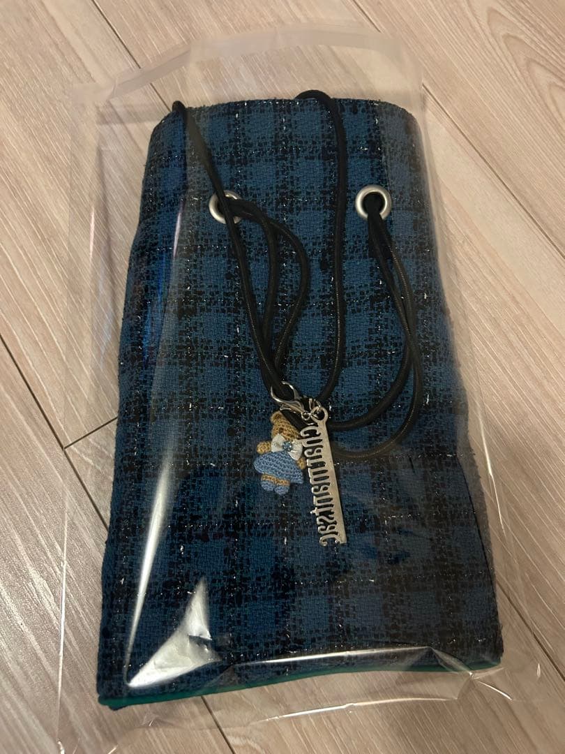 ファミリア　シャルマントサック　美品　ネコポス配送　チャームの状態3．４枚目