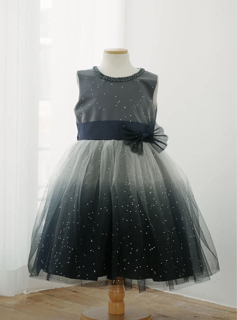 ドレスコ　130センチ　グレイネイビーシルバースタードレス