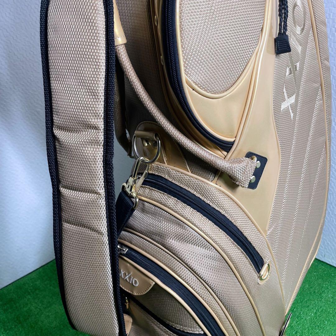 XXIO ゼクシオ キャディバッグ　8.5型