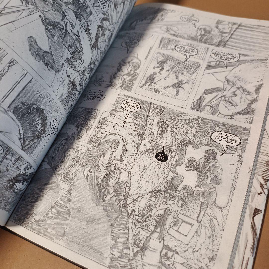 希少本　バットマン UNWRAPPED ハードカバー　漫画家を目指す方におすすめ