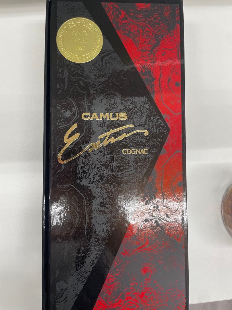 ブランデー カミュ CAMUS エクストラ ロングネック コニャック 未開栓