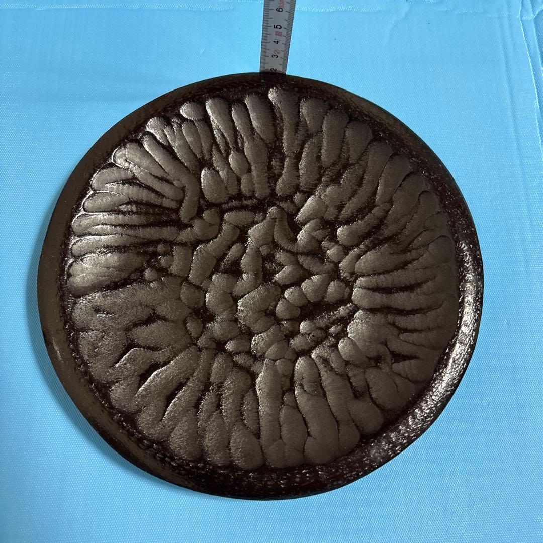 木製手彫りお皿　器　小物置き　作家もの　食器　飾り物