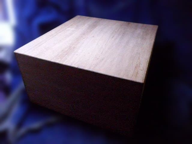 貴重な国指定無形文化財の人形師　銀座　原米洲の稚児雛です。