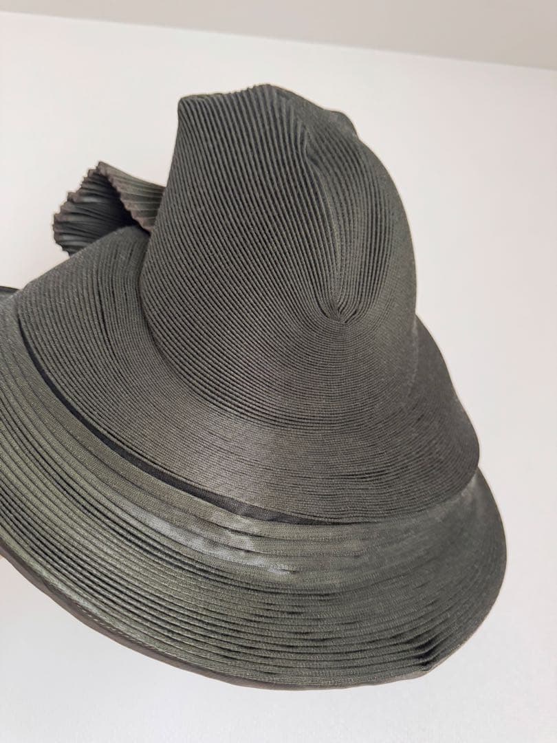 issey miyake プリーツ　ハット