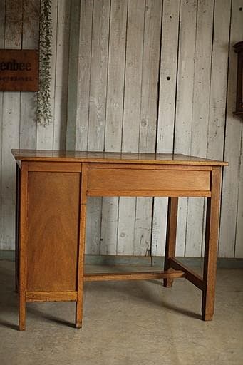 古い木製の片袖机　小引き出し6杯　ワークデスク　作業台　引き出し　古家具