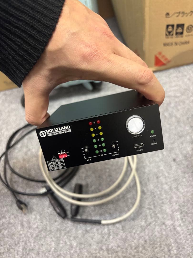 HOLLYLAND ワイヤレT1000 2/4wire converter 付き