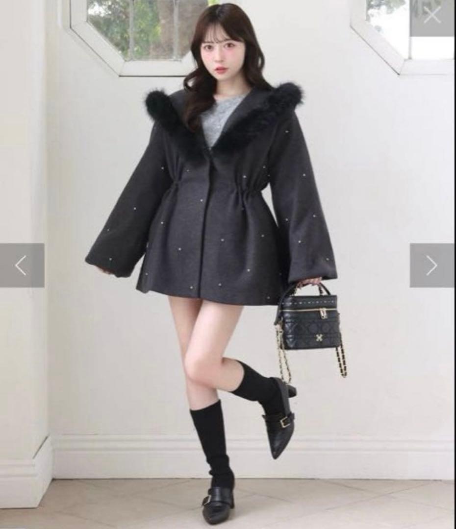 【値下げ可能】【未使用】フードフェイクファービジューミドルコート ナイスクラップ