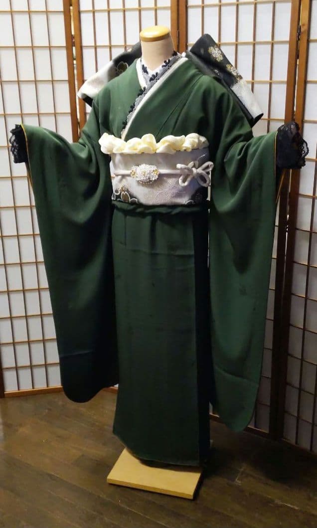 454【最終価格】無地モスグリーン【山本寛斎正絹振袖8点フルセット】成人式卒業式