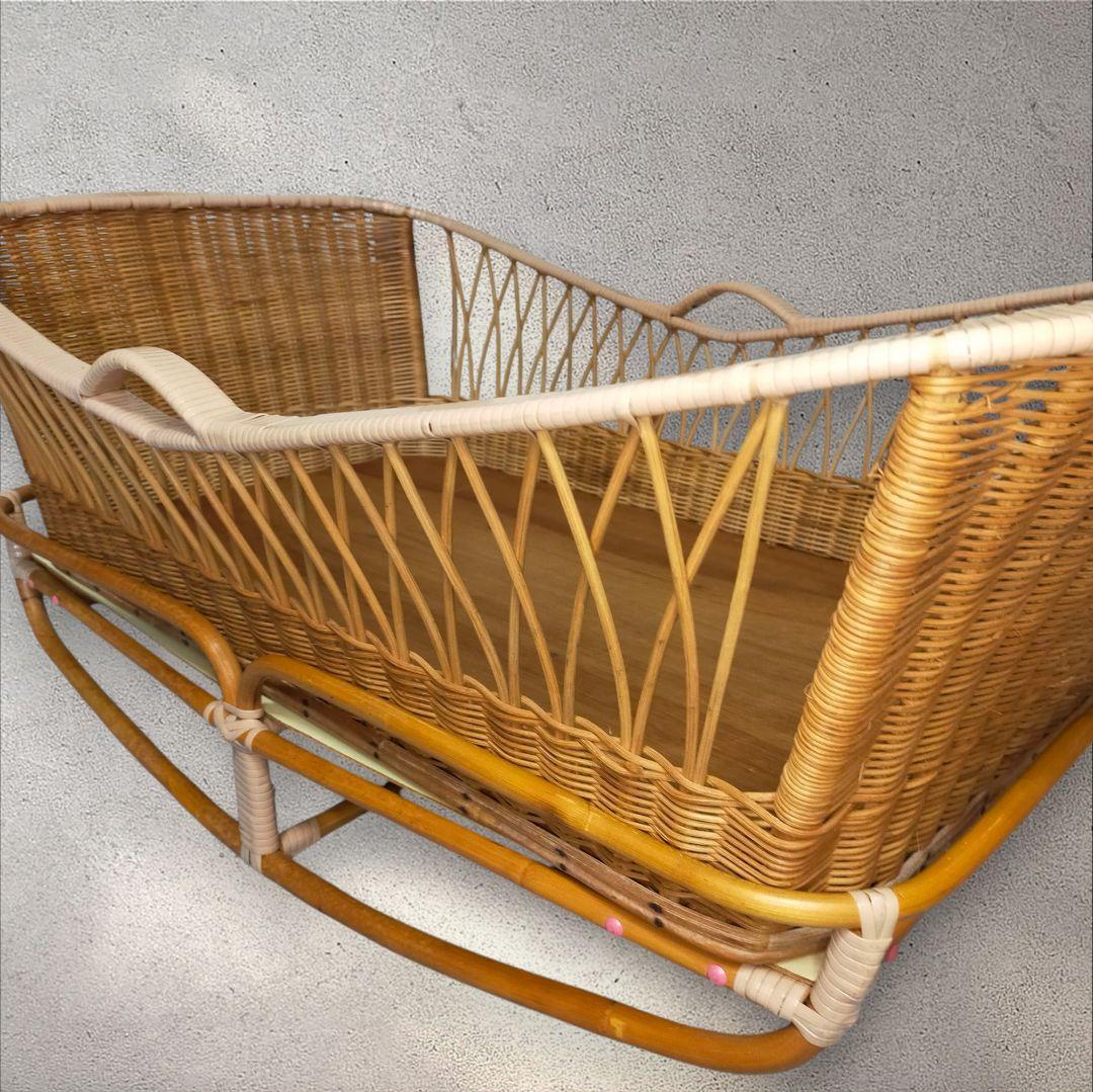 【レトロ】❀ラタン ❀ベビーベッドゆりかご❀ キャスター付き