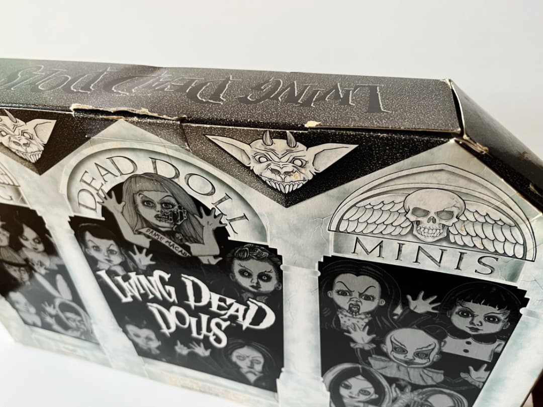 リビングデッドドールズミニ　シリーズ1　霊廟ボックス　7体セット