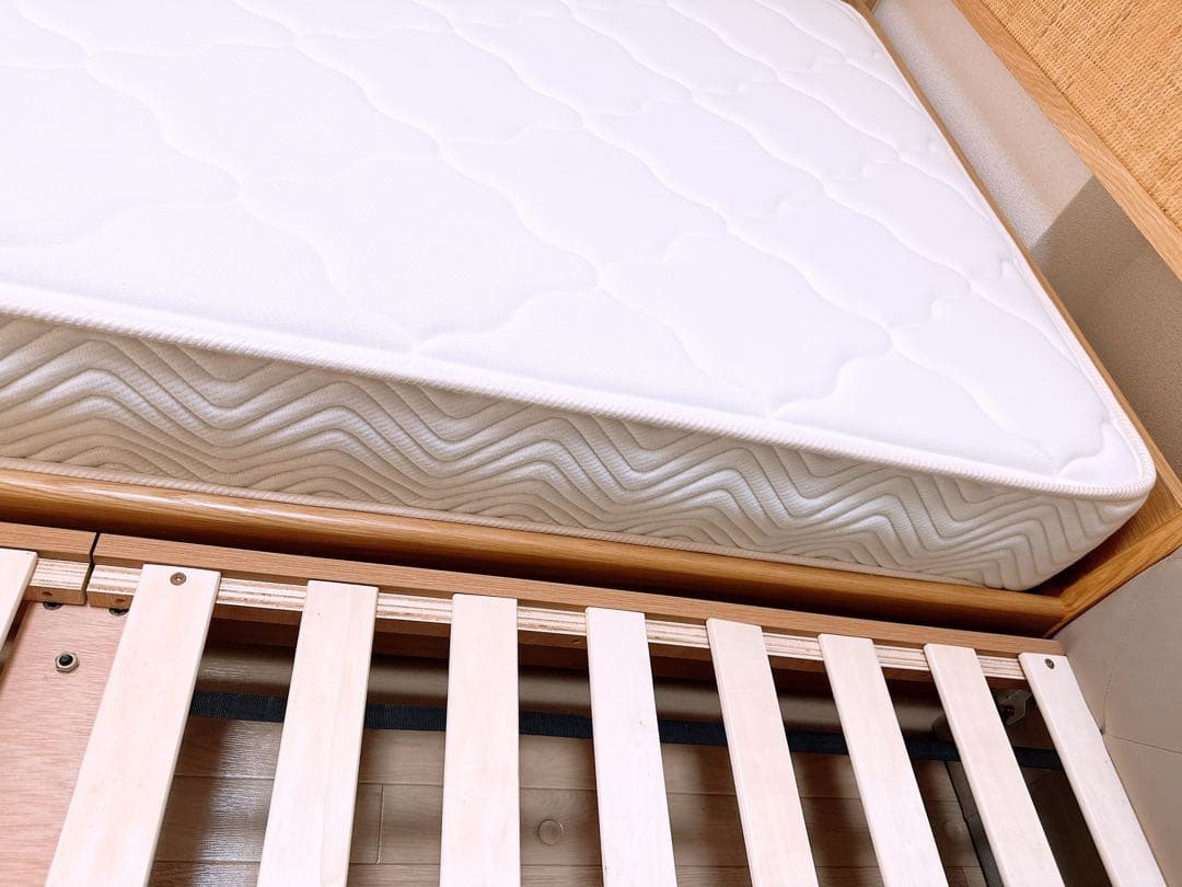 【直接引き取り】unico ベッドマットレス　セミダブル