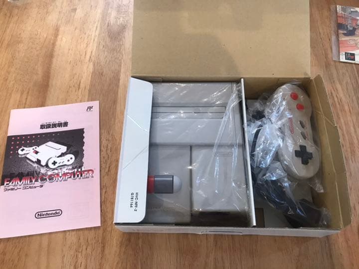 Newファミコン　本体