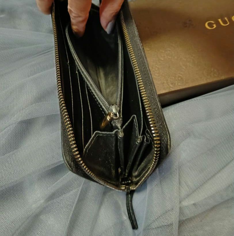 GUCCIグッチ 長財布 レザー ラウンドファスナー シマGG ブラック