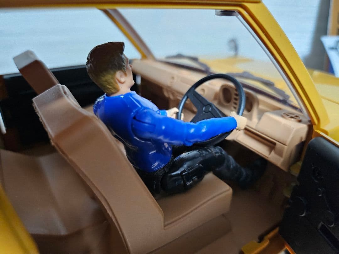 MNモデル レンジローバー1970 1/12 スケール MN-168 RTR