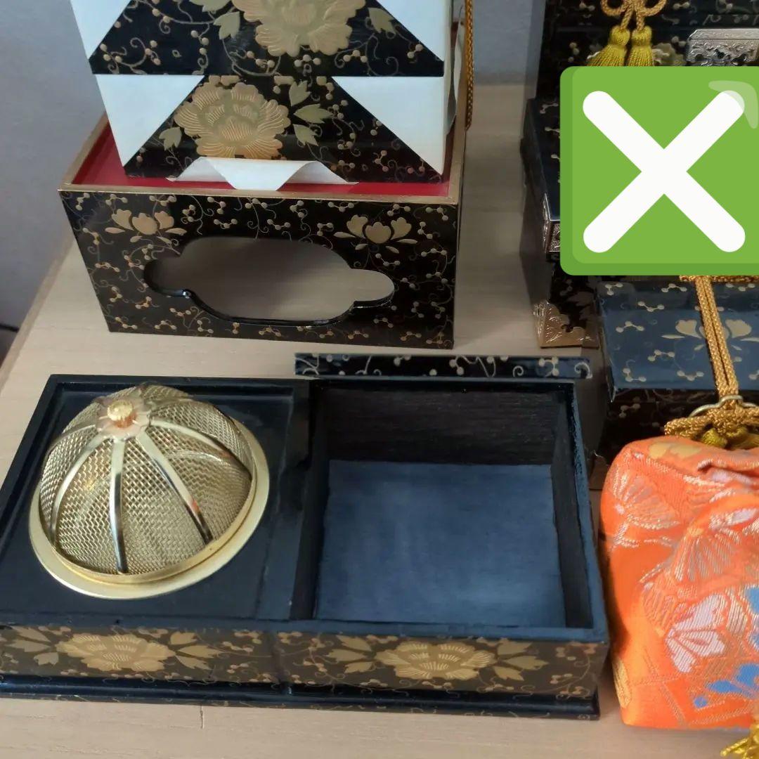 【更にお値下げ❗️】ひな祭り飾り御道具5点セット 漆塗り　伝統工芸品　長期保管品