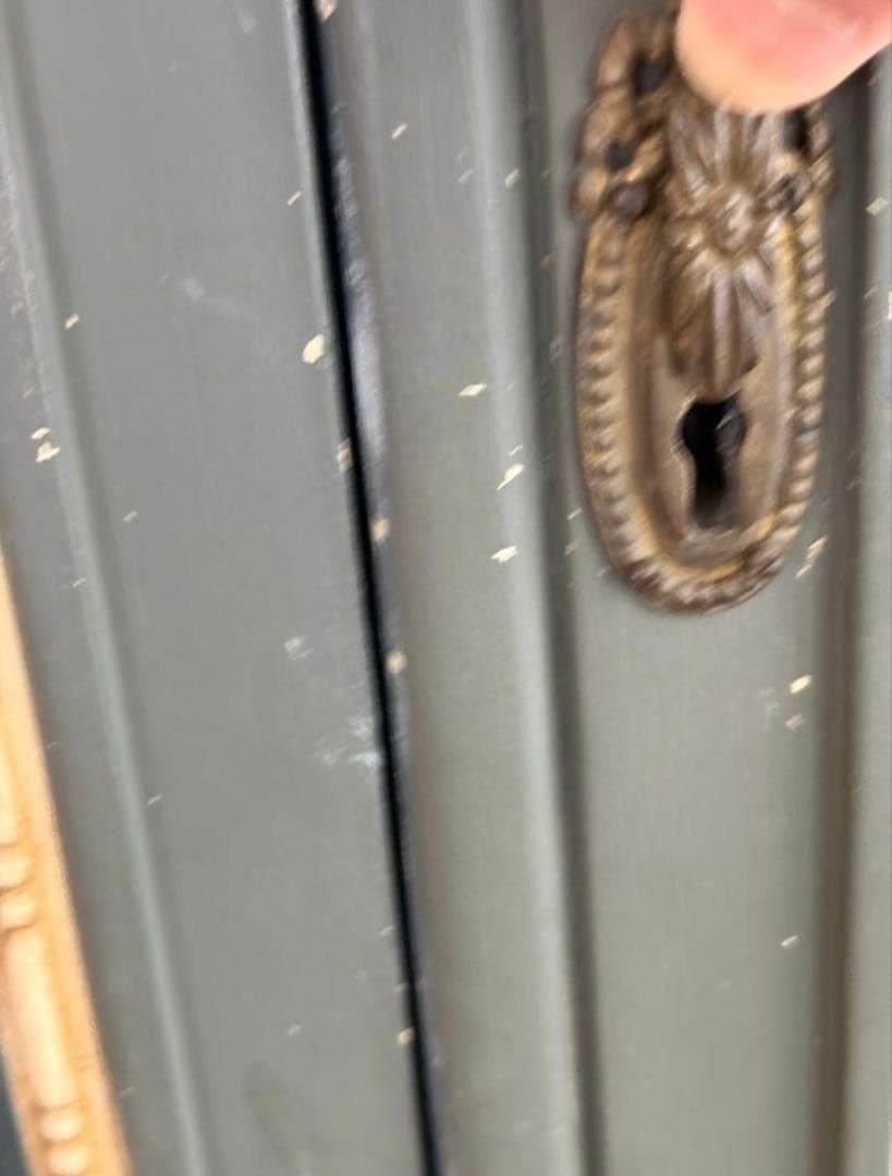 アンティーク　フランス　 グレーの木製キャビネット