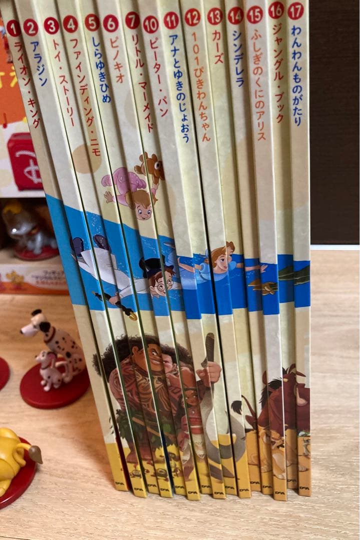 ディズニー マジカルオーディオえほん 17冊、15体
