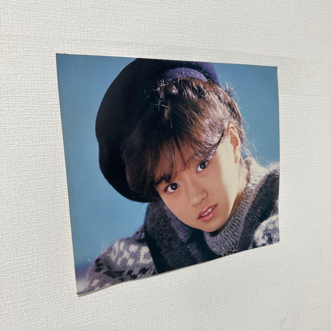 A64 中森明菜 ポスター 23×27㎝ 昭和