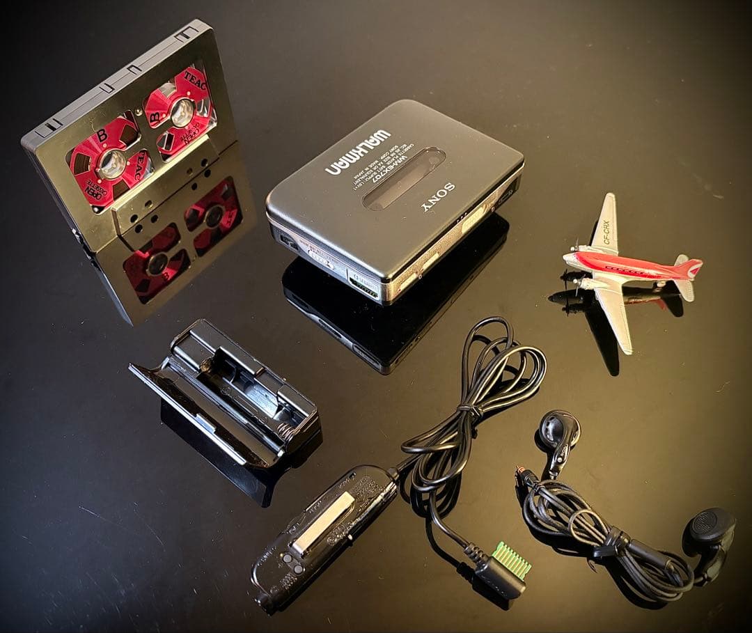 カセットウォークマン　SONY WM-EX707「整備済み、完動美品」