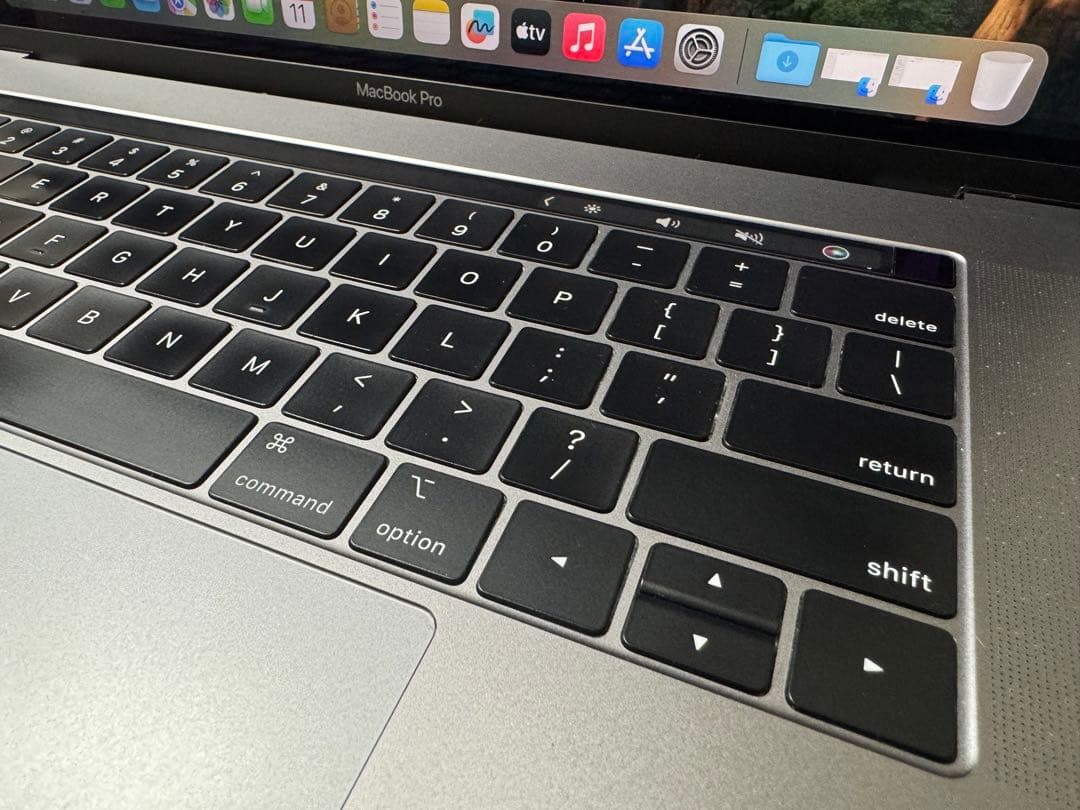 【SSD1TB】MacBook Pro 15インチ Corei7 USキーボード