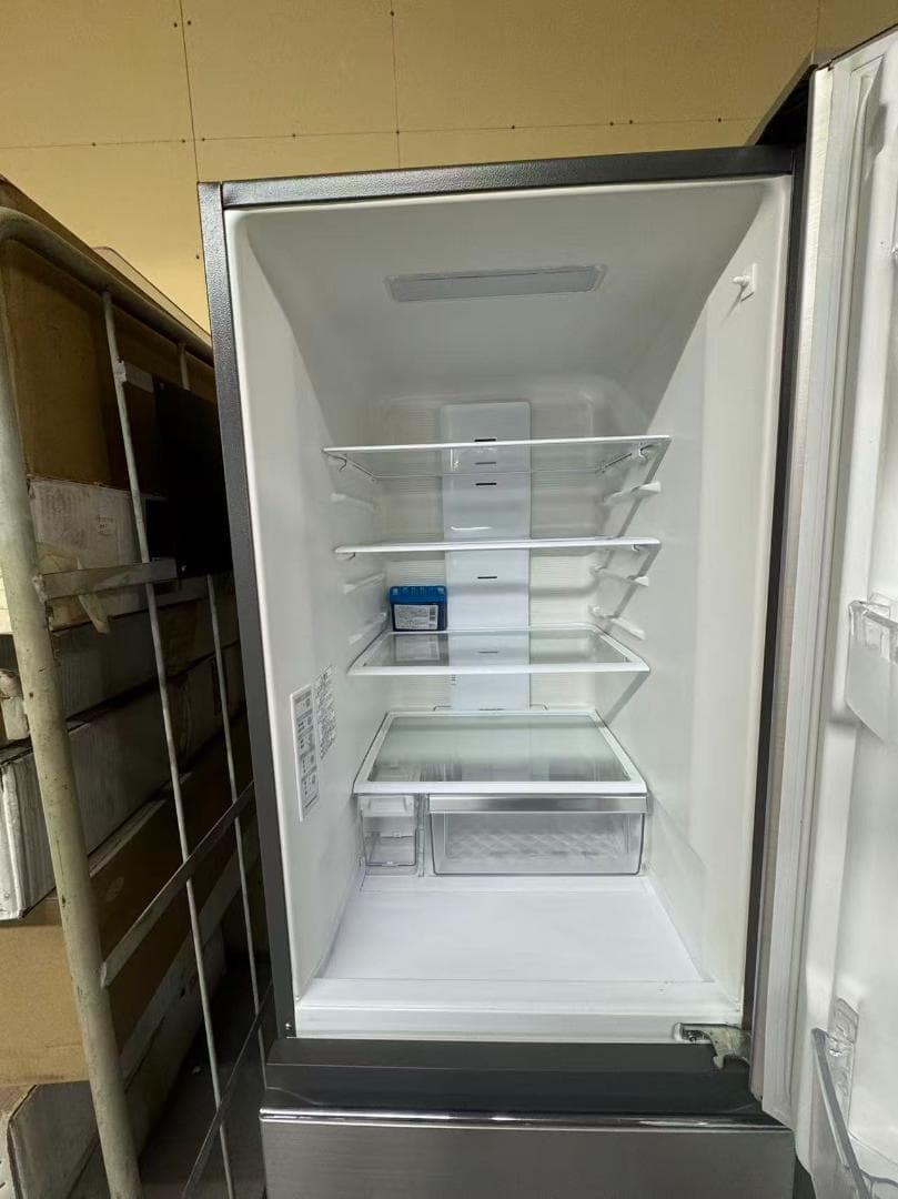 冷蔵庫　日立　3ドア　2019年製　R-V32KV(N)