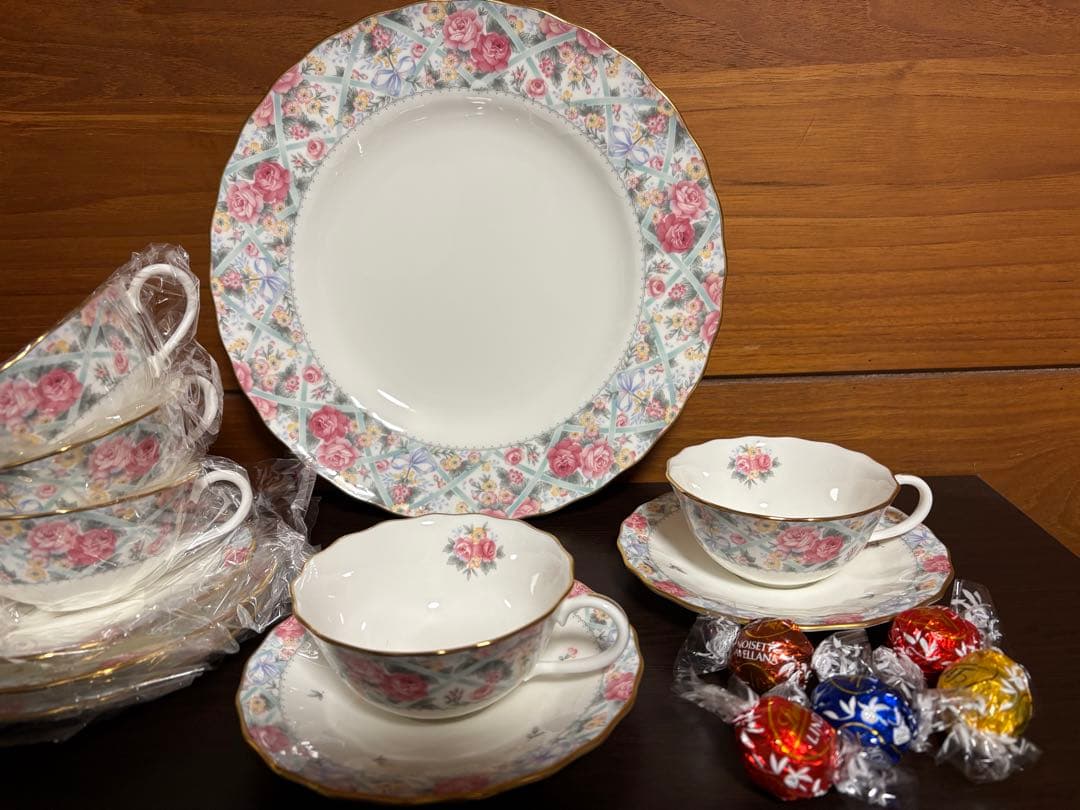 ロリタケ　昭和レトロ　フローラル柄ウエディングサロンセット