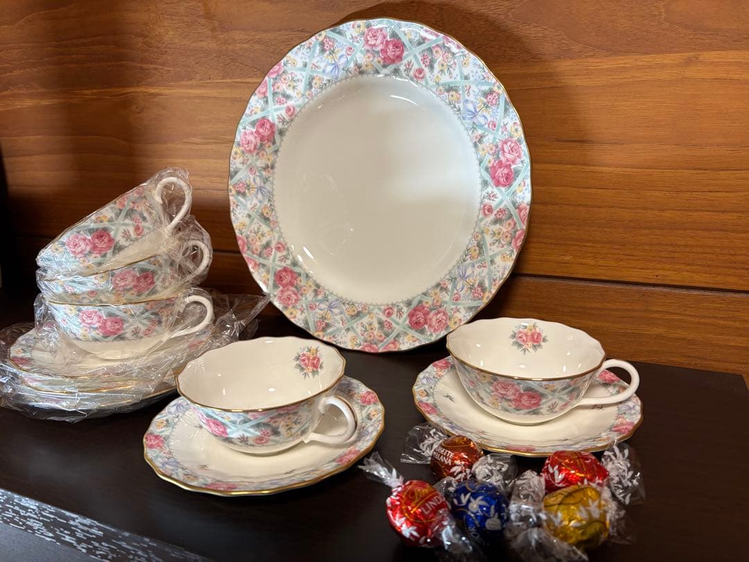 ロリタケ　昭和レトロ　フローラル柄ウエディングサロンセット