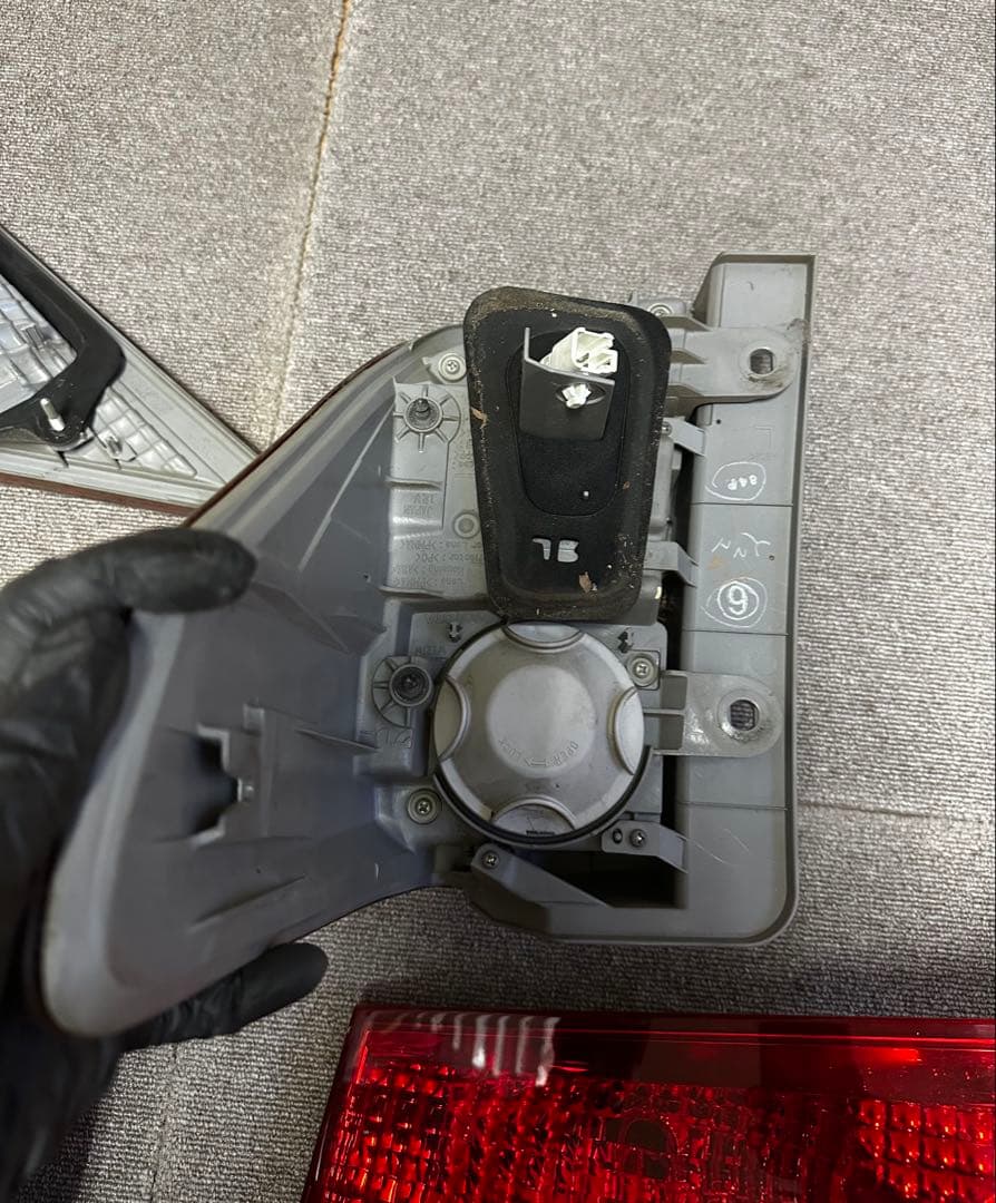 20アルファード テールライトセット