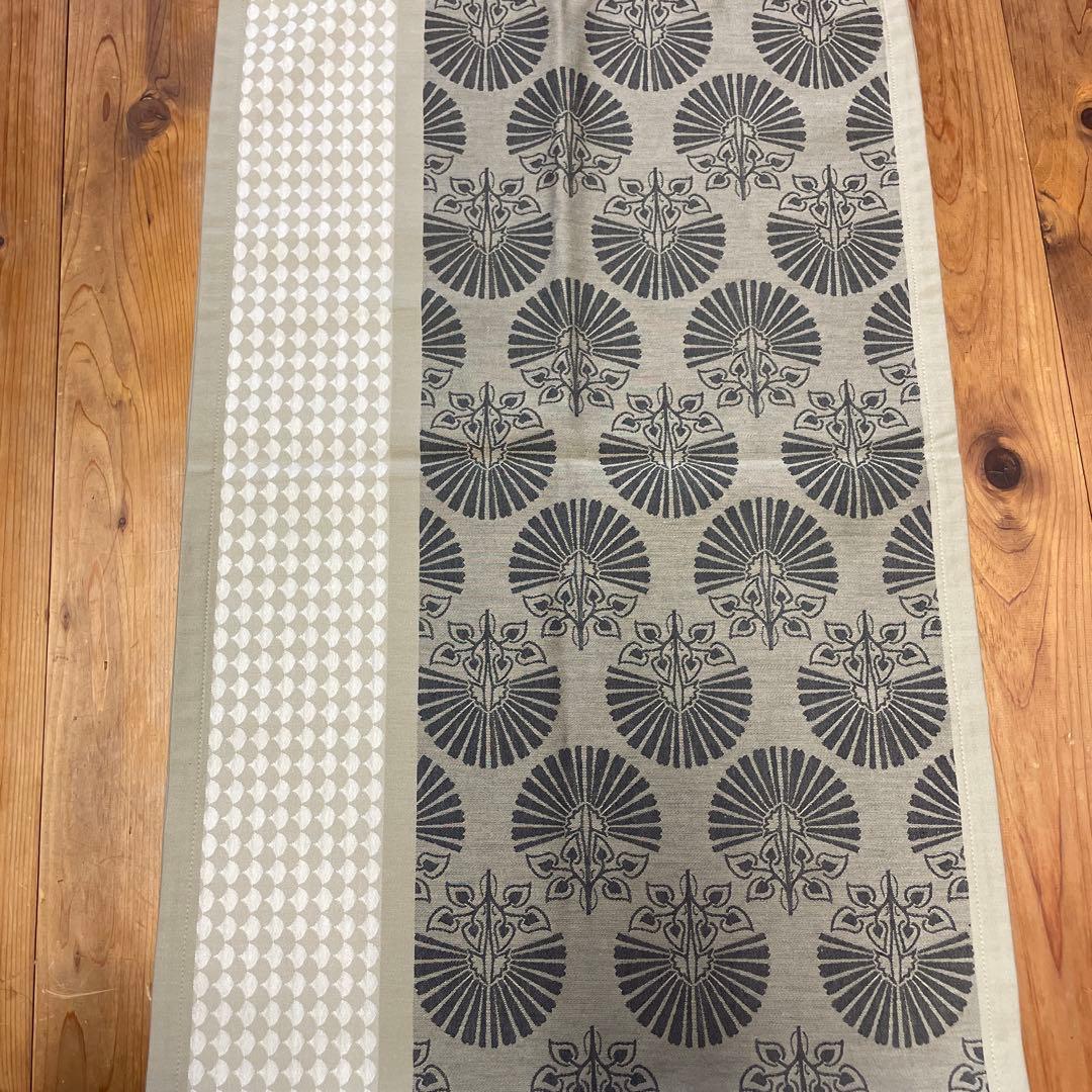 ルジャカール・フランセLE JACQUARD FRANCAIS テーブルセンター