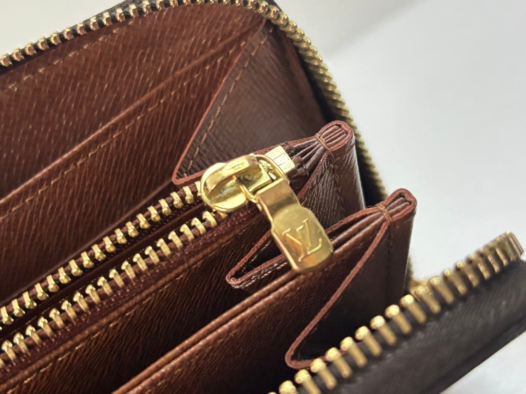 LOUIS VUITTON モノグラム ジッピーウォレット 長財布