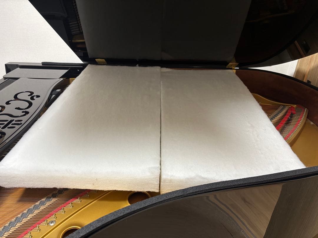 【DIAPASONグランドピアノ 】防音装置・床補強パネル・椅子・カバー 付き