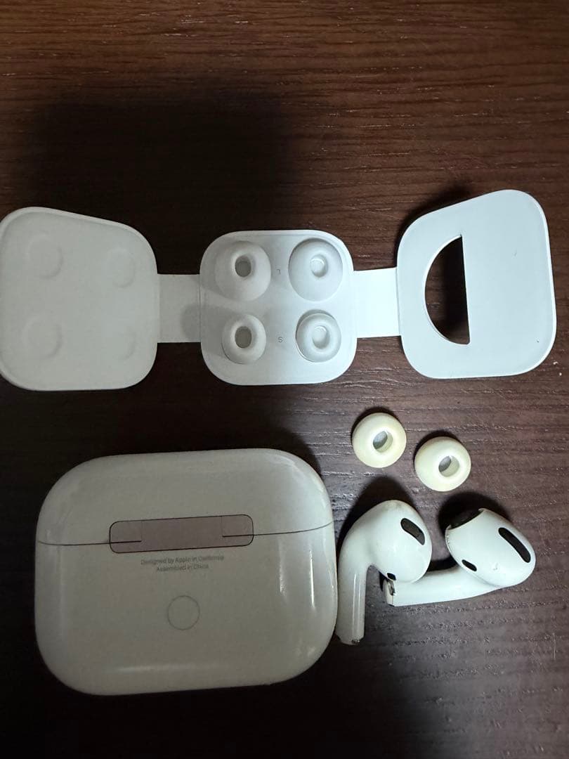 Burberry ケース付き AirPods Pro第一世代本体