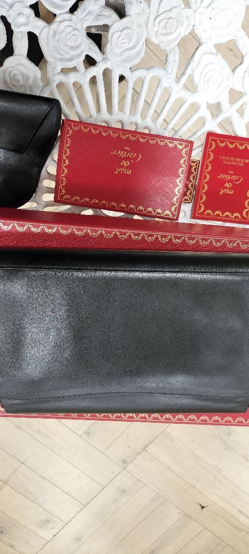 パンティール　クラッチバッグ、カード、財布、箱付き