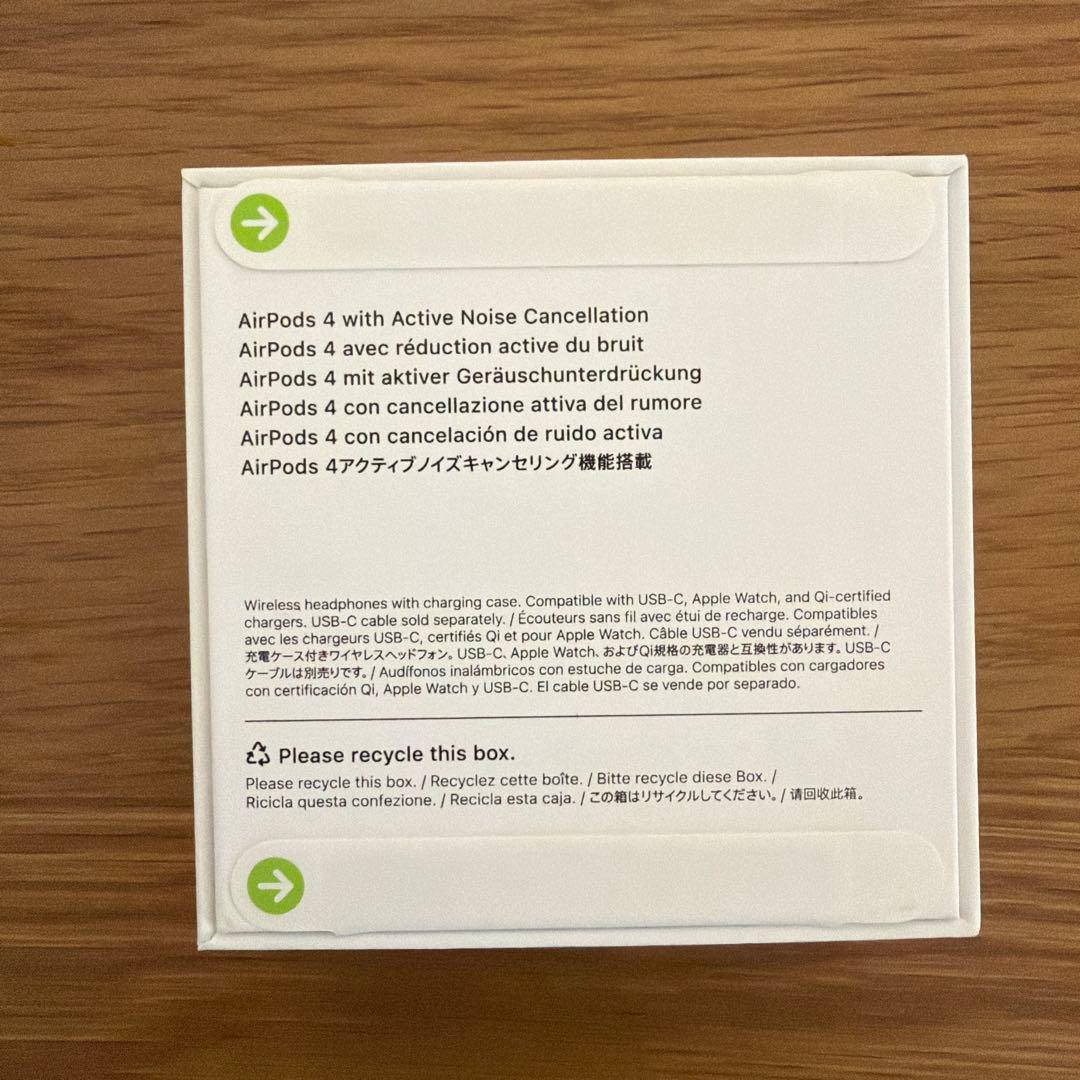 【未開封】AirPods 4 ノイキャンあり　ESRケース付き