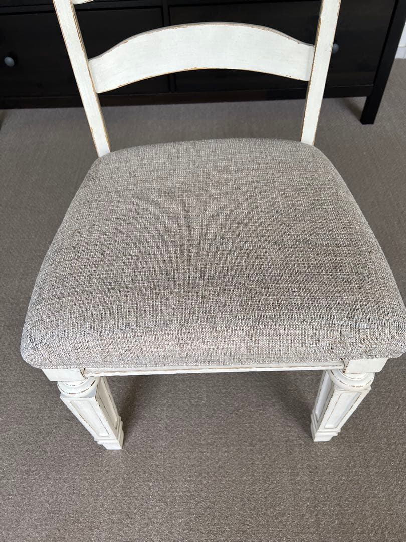 ④ ダイニングチェア　アンティーク仕上げ　白　送料込　輸入家具