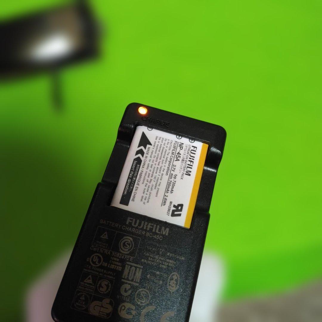 富士フイルム、FinePix、Z1000EXR、デジタルカメラ、中古