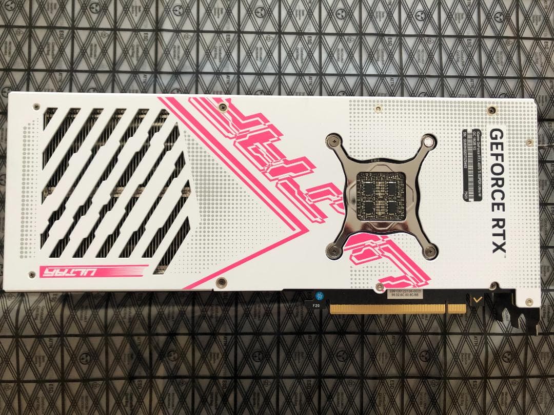 り*た様 【美品 動作確認済み】GeForce RTX 4070 Ti SUPE