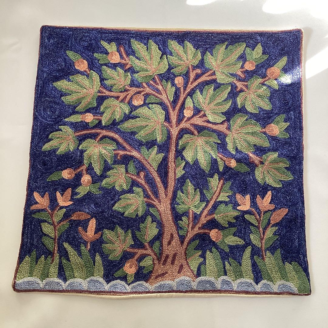 ネパール　手刺繍　クッションカバー　2枚セット