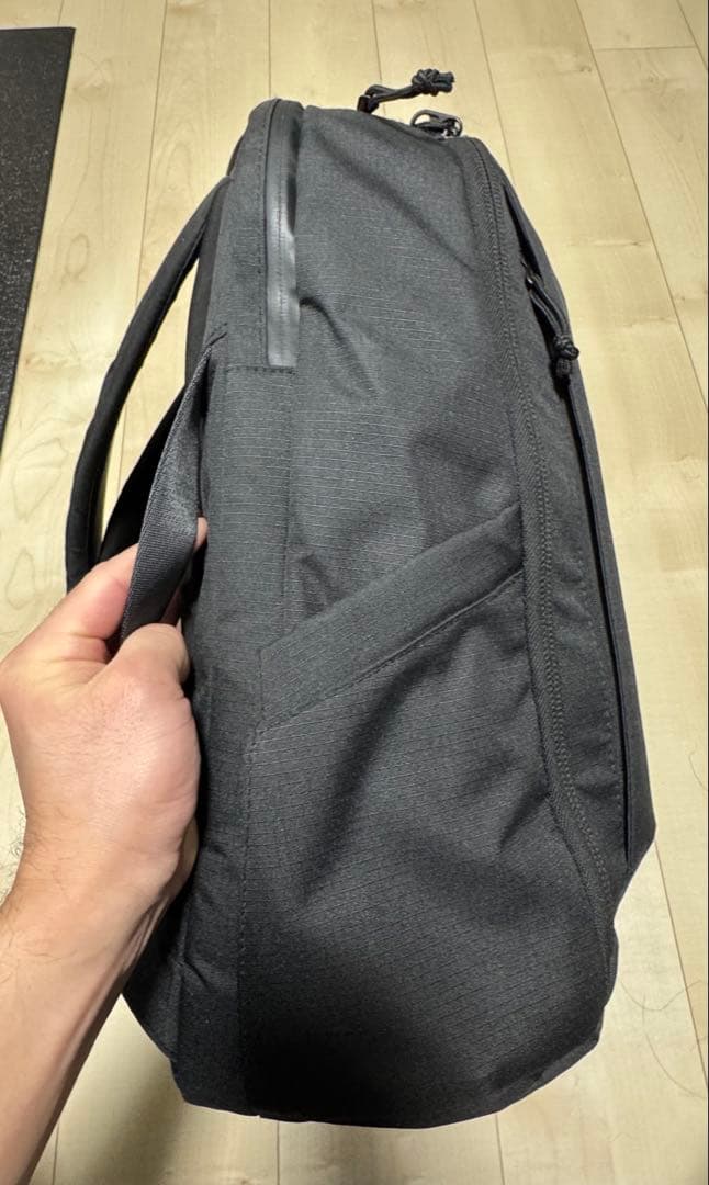 バッグ MNL City Pack 21L