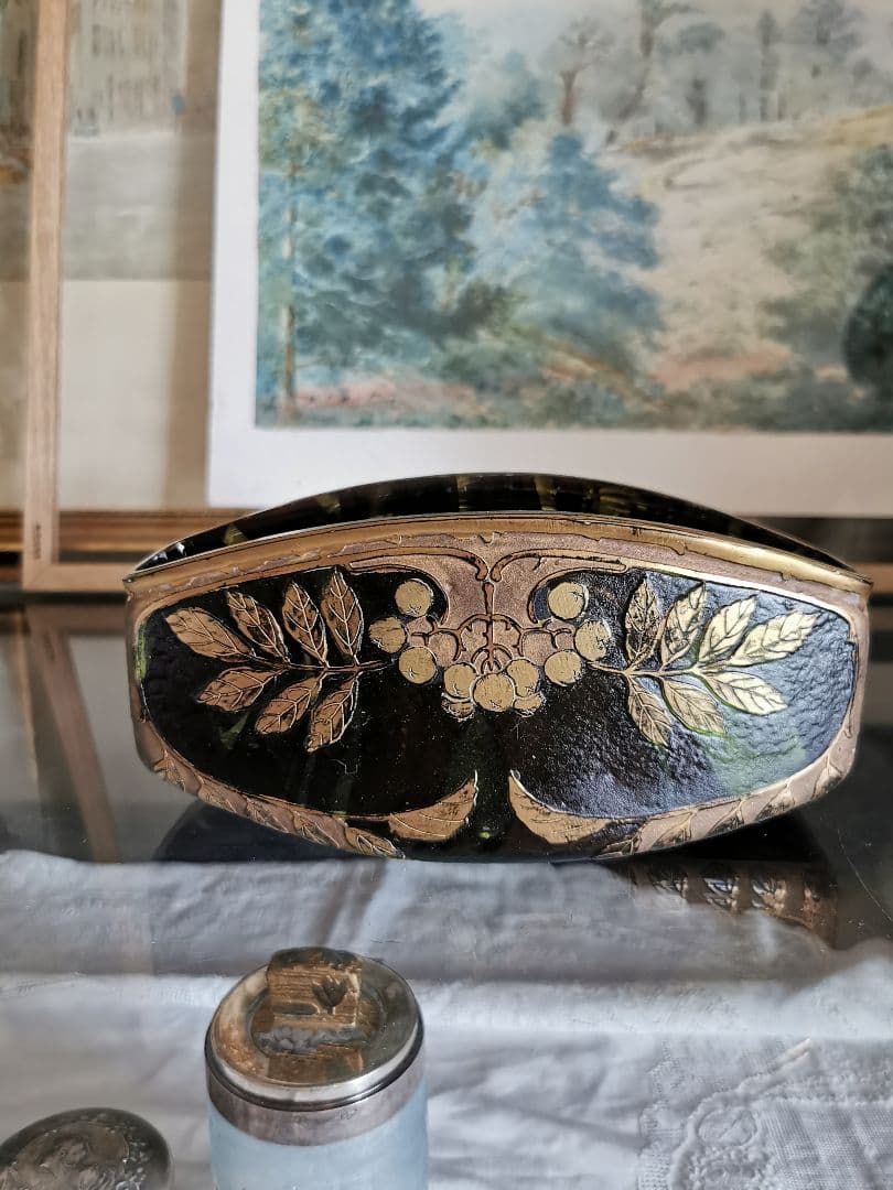 アンティーク ドームナンシー 透明緑ボルドー赤ガラス 葡萄紋金彩装飾器スタンド