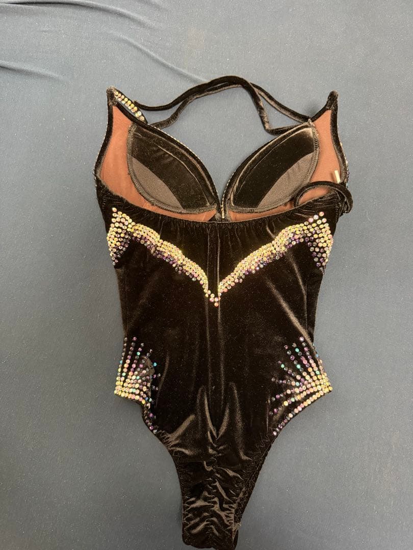 jbbfフィットモデル　モノキニ