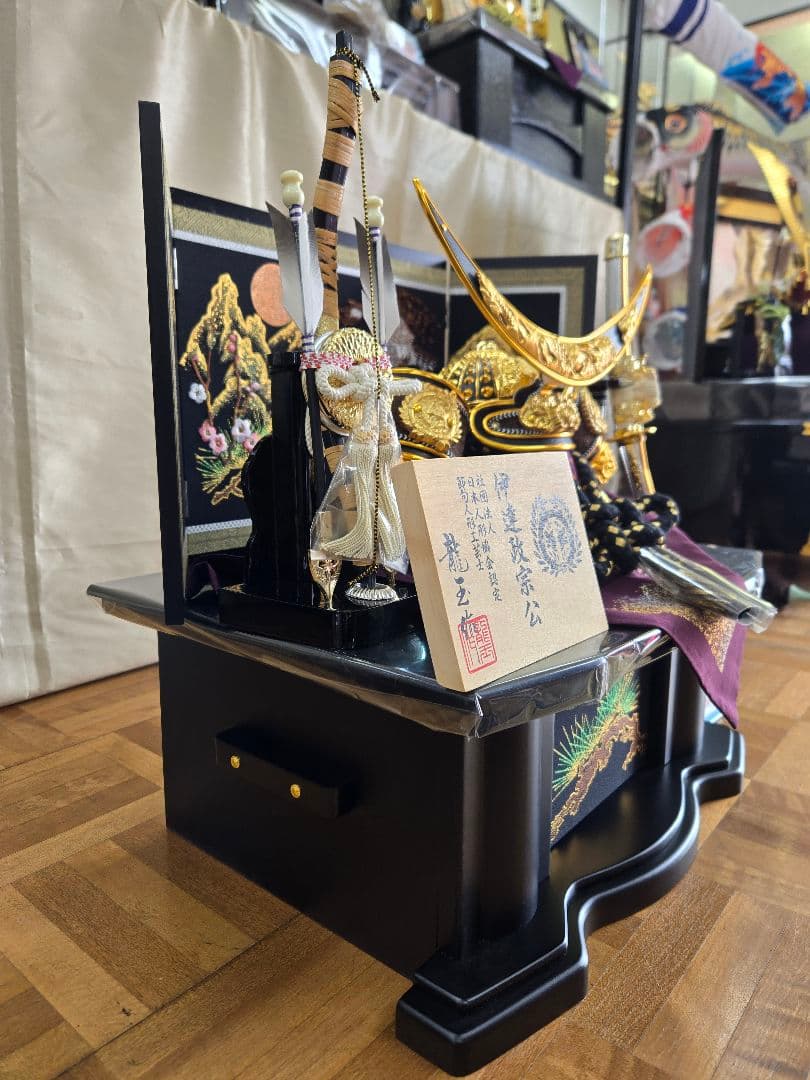 【展示品限り】五月人形　兜　伊達政宗　収納飾り　※閉店セール　S14