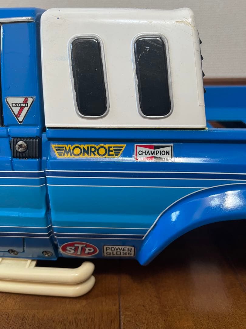 タミヤ ハイラックスBruiser ボディ（当時物）　1/10