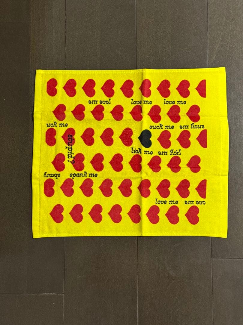 hide PERFECT SINGLE BOX CD DVD ギター型ピンバッジ