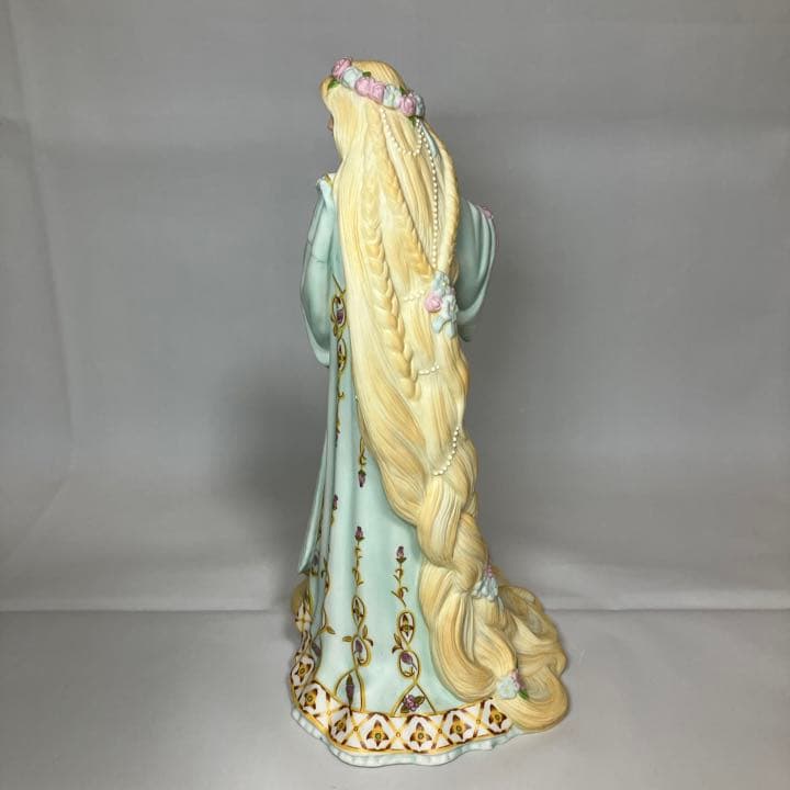 伝説のプリンセス　ラプンツェル　置物